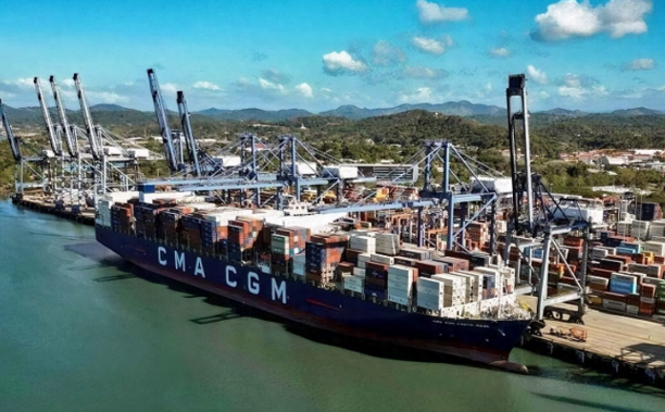 开云-中方终于动手了！大批货轮空集装箱离开，巴拿马这下麻烦大了。